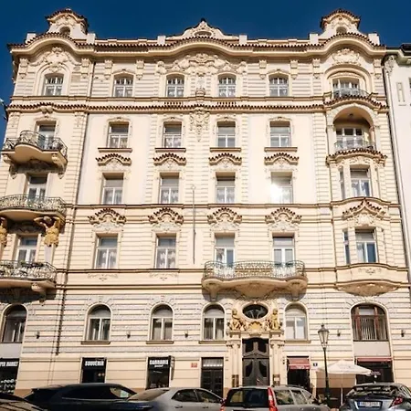 Heritage Haven Charming 3br Center Praga
