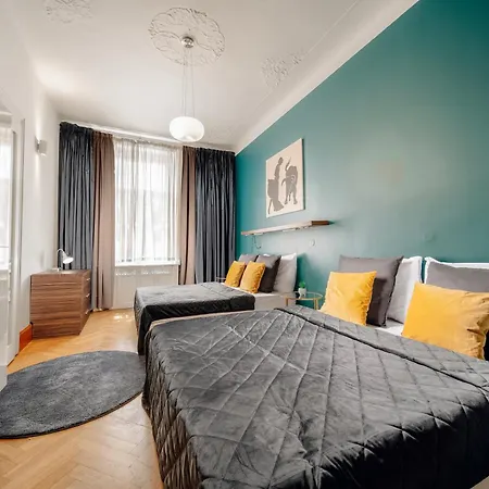 Heritage Haven Charming 3br Center דירה פראג