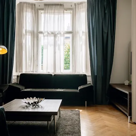 Heritage Haven Charming 3br Center Prague