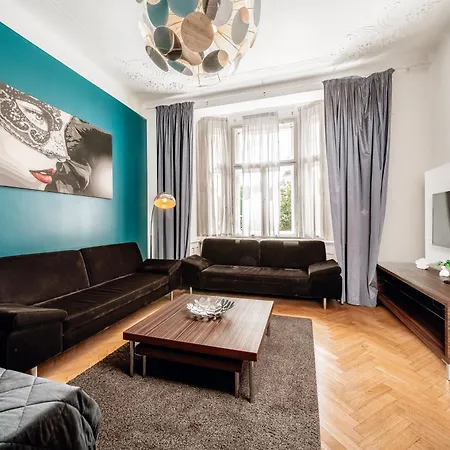 Apartment Heritage Haven Charming 3br Center