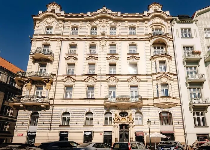 Heritage Haven Charming 3br Center Praag