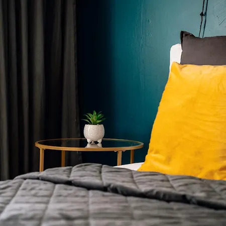 Heritage Haven Charming 3br Center Апартаменты *